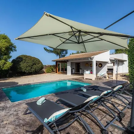 Santa Eulalia 54 *